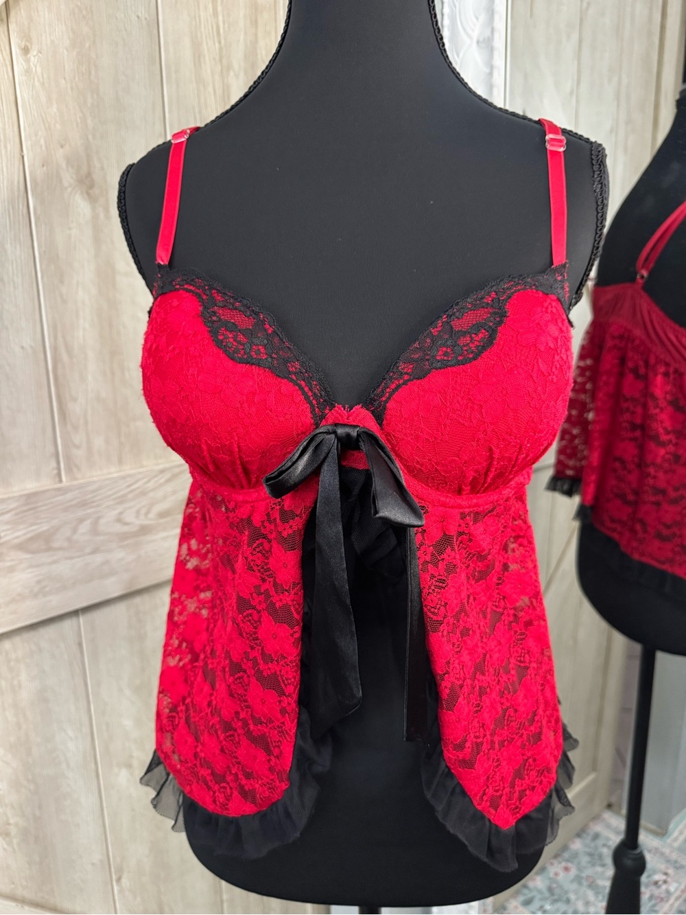 Vampy Goth Red Lace Open Front Cami Top - Large